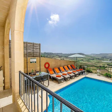 The Blue House * Ghasri (Gozo)